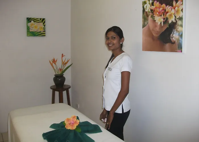 Nadi BayResort Hotel